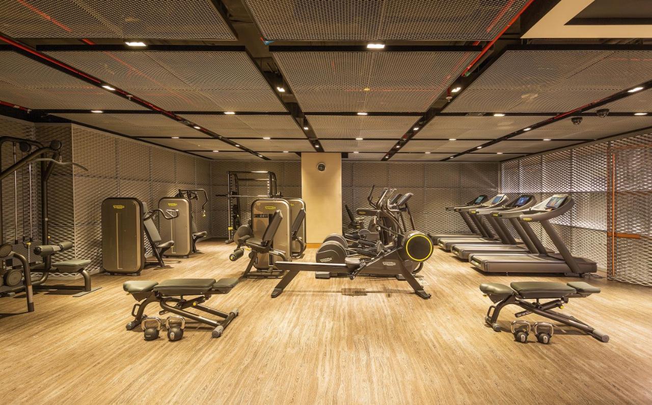 ซีซาร์ รีสอร์ต์ บลูวอเตอร์ ดูไบ Hotel ภายนอก รูปภาพ The gym at the hotel