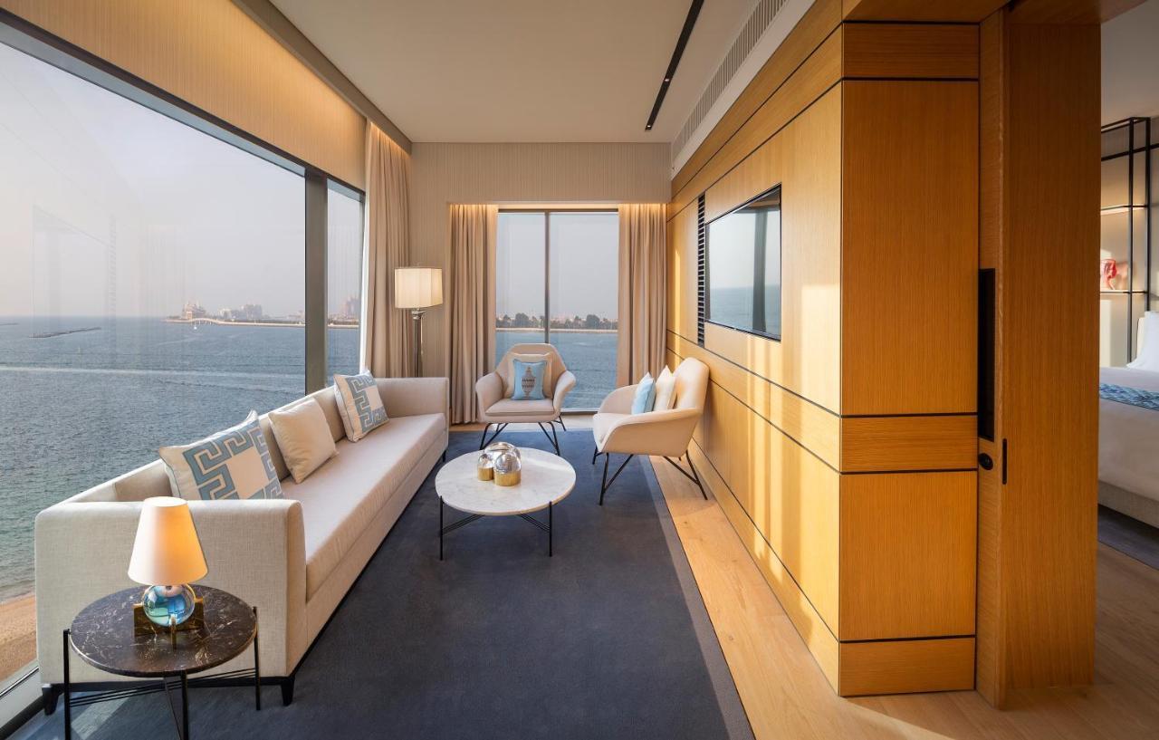 ซีซาร์ รีสอร์ต์ บลูวอเตอร์ ดูไบ Hotel ภายนอก รูปภาพ A suite at the hotel